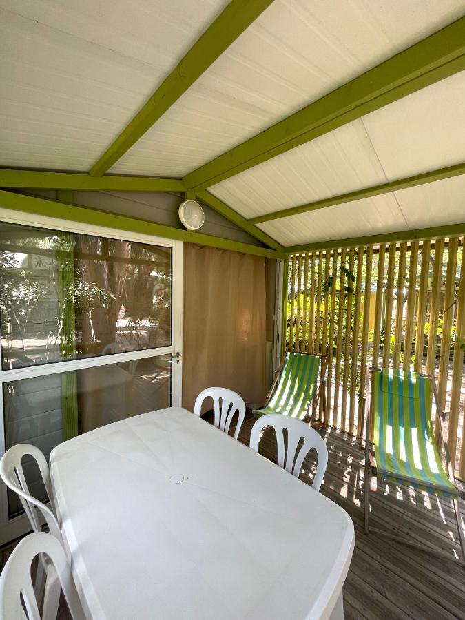 Camping La Cle Des Champs 卡尔维 外观 照片